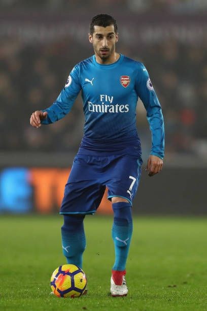 wallpaper for laptop Henrikh Mkhitaryan
