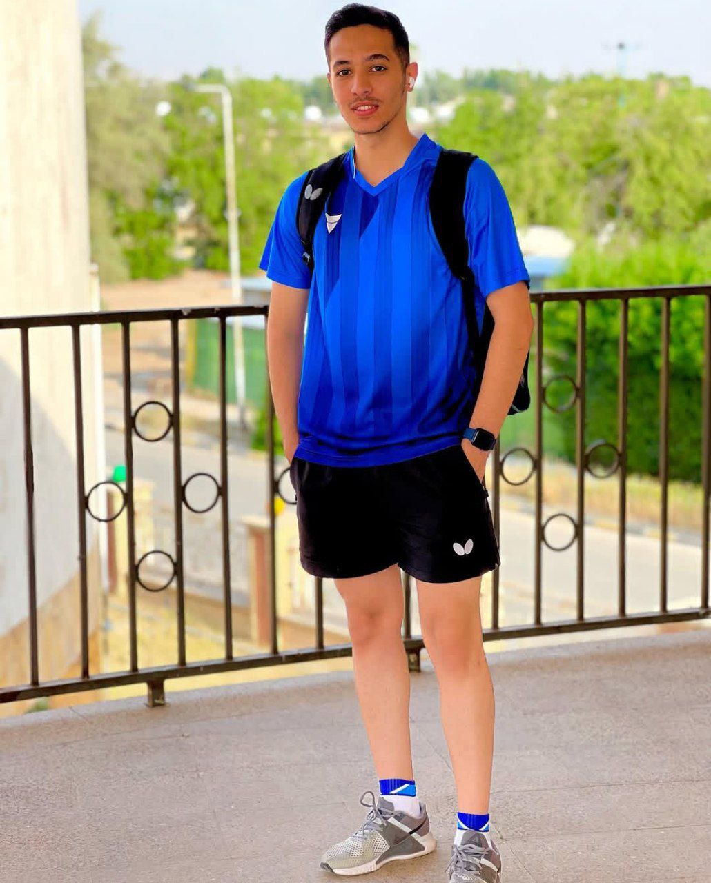 wallpaper Mobin Alipour