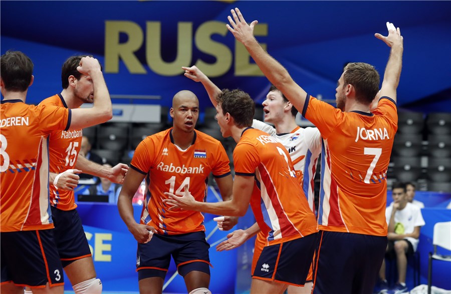 نتیجه والیبال هلند و قطر