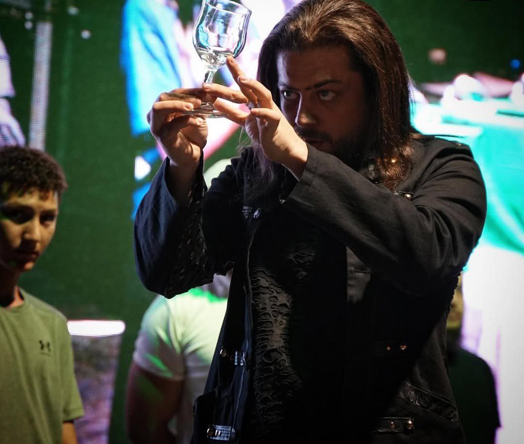 Aref Ghafouri Aref Ghafouri