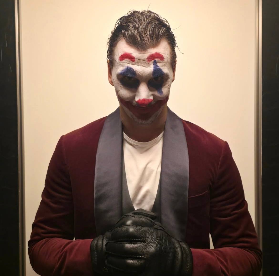 عکس زلاتان در شخصیت جوکر برای هالووین
