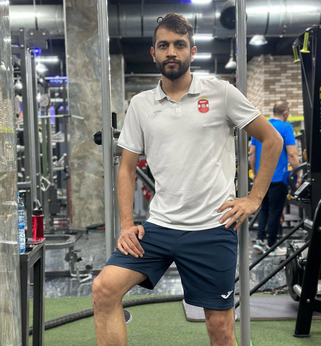 عکس محمد حسین درخشانی فوتبال 