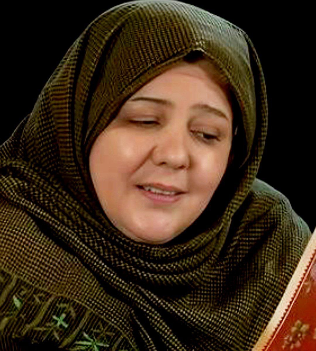 عکس زویا امامی بازیگر 