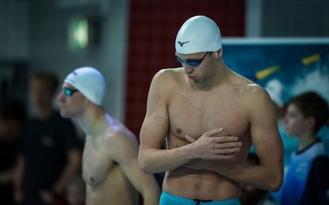 عکس جذاب سامیار عبدلی شناگر 