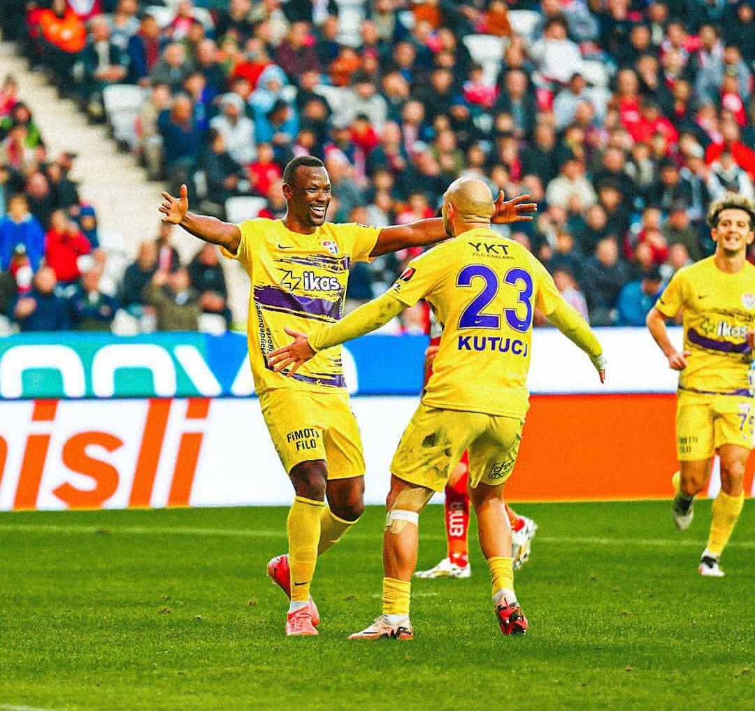 عکس مامه بابا تیام