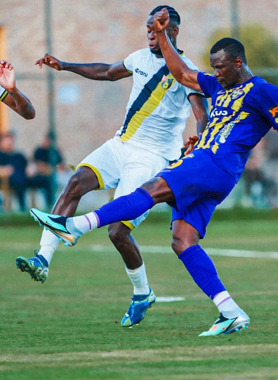 عکس مامه بابا تیام بازیکن حرفه ای فوتبال