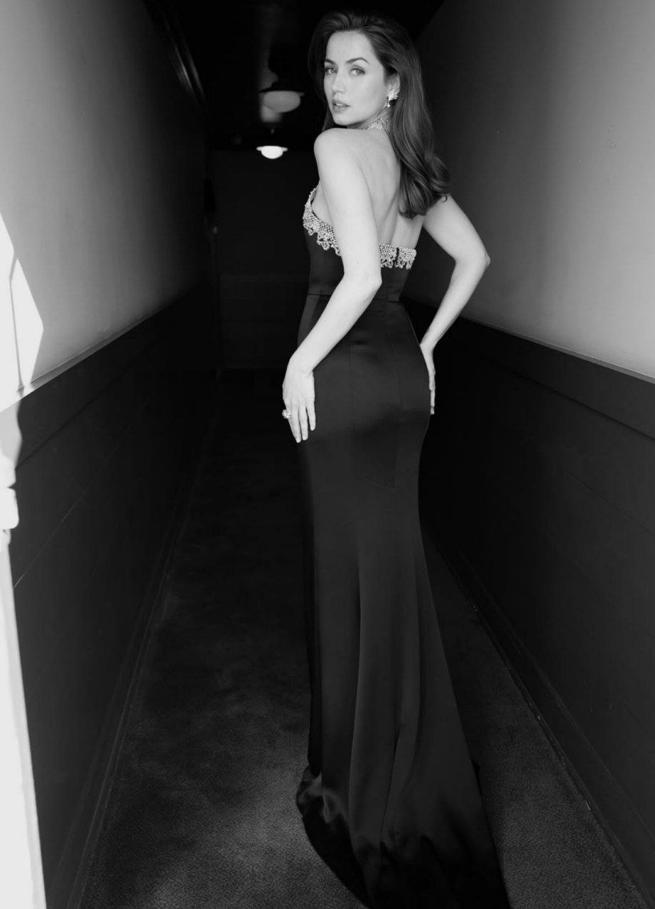 عکس لخت آنا د آرماس