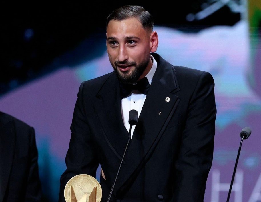 دروازه‌بان منچستر سیتی بهترین جهان شد