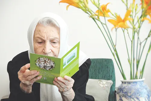 عکس دکتر مه‌لقا ملاح  