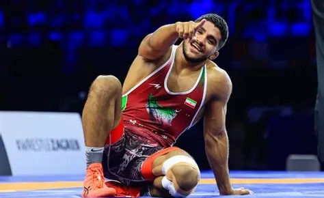  بولدوزر کشتی ایران برترین فرنگی‌کار جهان شد