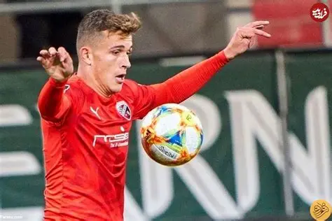 دنیس اکرت فوتبال