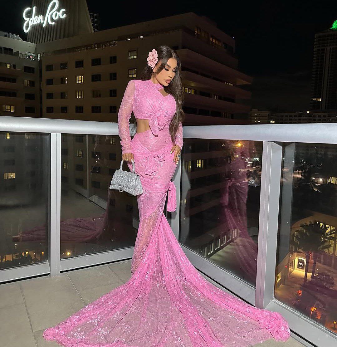 عکس هات آریانا سعید خواننده 