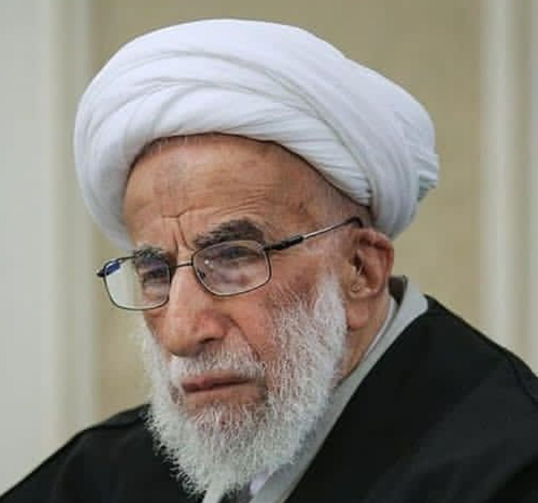 عکس جذاب آیت الله احمد جنتی