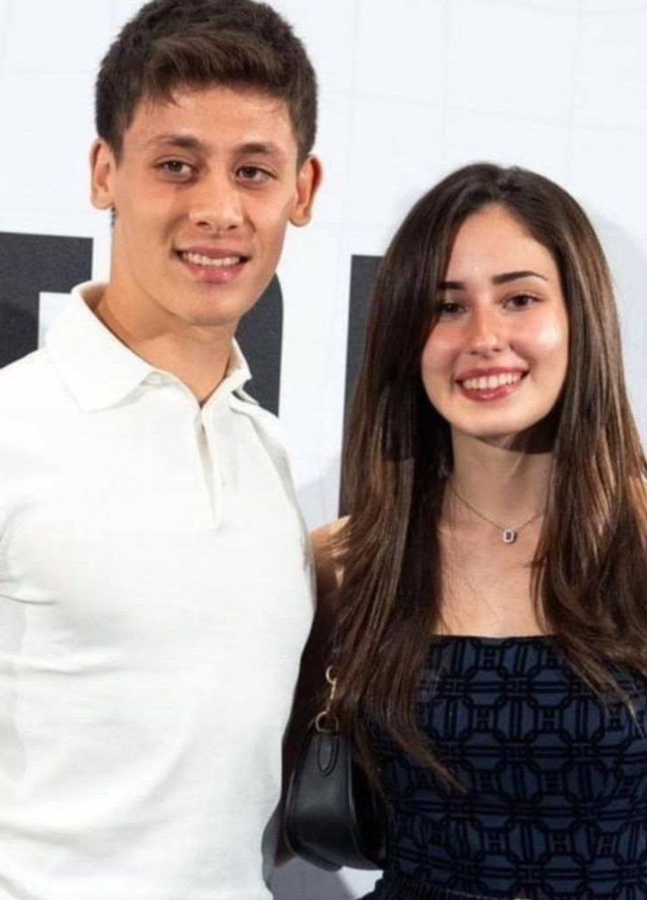 عکس آردا گولر و دورو نایمن 